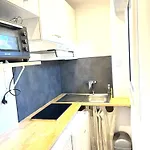 Appartement Charming Center With Terrace, 10 Min Walk To Croisette